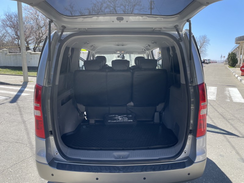 Hyundai H-1 (Grand Starex)